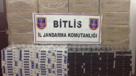 Bitlis'te Kaçak Sigara Ele Geçirildi