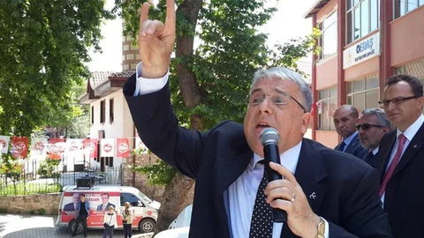 Bilecik'te Miting Saatine Tepki Gösterildi