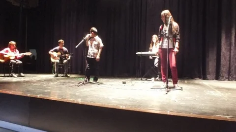 Muş'ta Öğrencilerden Müzik Dinletisi