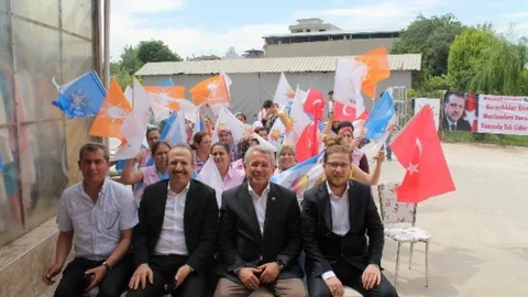AK Parti Denizli Milletvekili Mehmet Yüksel, 25 bin konut projesiyle evsiz kalmayacağını duyurdu.