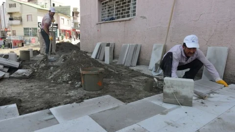 Yakutiye'de Cennet Çeşme Sokak Yenileniyor