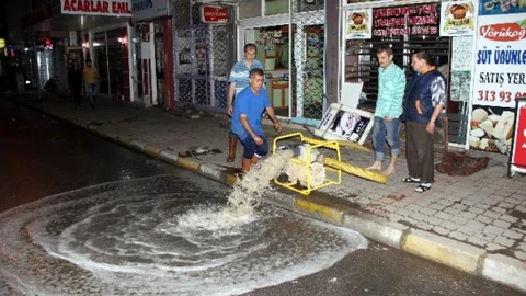 Aydın'da aşırı yağışlar sonrası ASKİ Nazilli'de çalışmalara başladı