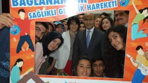 Adıyaman'da Vali Demirtaş gençlerle bir araya geldi
