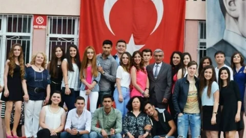 Yunusemre'de Mezuniyet Töreni