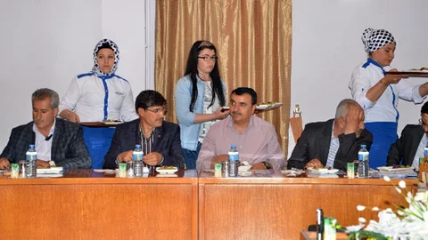 Konya'nın Ereğli ilçesinde siyah havuçtan üretilen dondurma tanıtıldı.