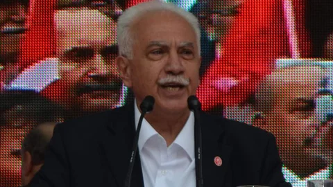 Doğu Perinçek, ekonominin borçlanma ve dilenme üzerine kurulu olduğunu açıkladı