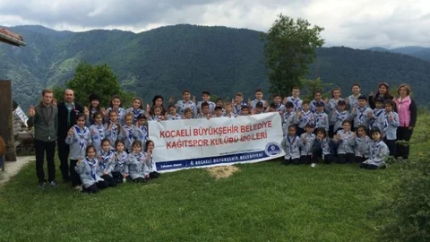 Kocaeli'de Kağıtsporlu İzciler Yaz Kampı