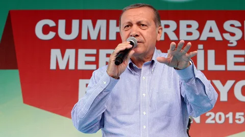 Cumhurbaşkanı Erdoğan, hile arayanları 1946 seçimlerine yönlendirerek, CHP'nin sandıklara müdahalesini hatırlattı