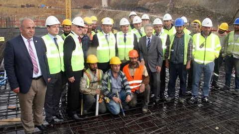 Yozgat'ta Hastane İnşaatı İncelendi