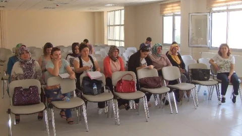 Burhaniye'de tarımsal nüfus gençleşiyor
