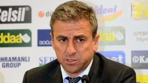 Hamza Hamzaoğlu, Galatasaray'ın Türkiye Kupası zaferini kutladı