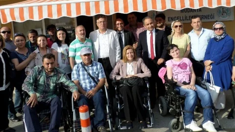 Bursa'da engelli derneği ziyareti