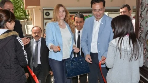 Van'da Öğrenciler İçin Kermes Düzenlendi