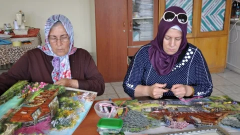 Yozgat'ta Ev Hanımları Rölyef Kursuna Yoğun İlgi