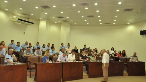 Nazilli'de belediye personeline yeni yönetmelik hakkında bilgilendirme yapıldı
