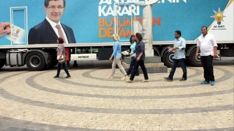 Alanya'da CHP'li Çalıkuşu'ndan eleştiri geldi