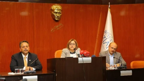 Gaziantep'te 50 bin konut projesi dar gelirli vatandaşlar için hayata geçiriliyor.
