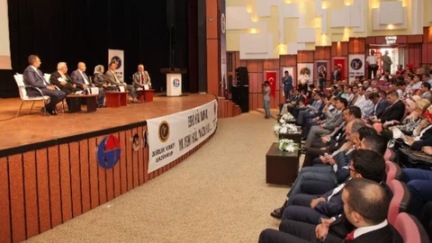 Gaziantep'te Başkanlık Sistemi Paneli