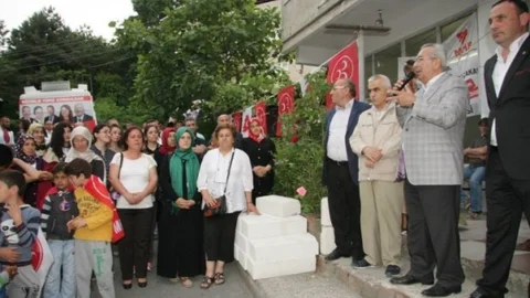 MHP Zonguldak Milletvekili Adayı Zeki Çakan, CHP'li Demirtaş'a yüklendi
