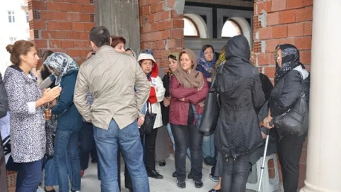 Bilecik'te Mustafa Ünal'ın cenazesi yoğun ilgi gördü