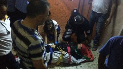 Mersin'de asansör boşluğuna düşen Suriyeli kadın ağır yaralandı
