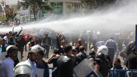 Erzurum'da karşıt gruplar arasında gerginlik yaşandı