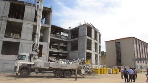 Aydın Köşk'te inşaat kazası