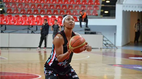 Adana ASKİ Spor, Amerikalı oyuncu Briann January ile yeni bir sözleşme imzaladı.