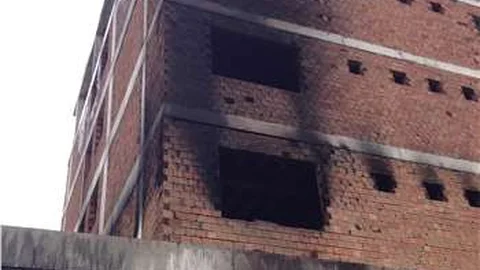 Nallıhan'da inşaat halindeki yurt binasında yangın çıktı