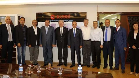 İzmir'de sanayiciler çözüm üretecek bir hükümet talep ediyor