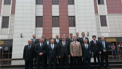 Düzce'de Adalet Bakanı Kenan İpek ve HSYK 3. Dairesi Başkanı Metin Yandırmaz bir dizi ziyarette bulundu.