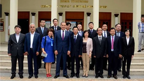 Adana'da Çin Büyükelçisi'nden ziyaret