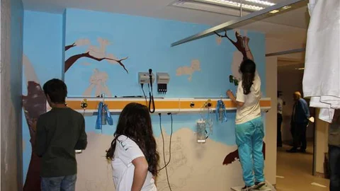 Zonguldak Ereğli'de Hastane Duvarları Çizgi Karakterlerle Boyandı