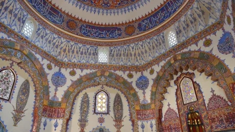 Bursa'da Cem Sultan Türbesi'nin restorasyonu sona erdi