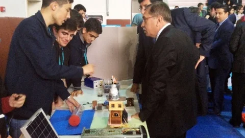 Pursaklar'da Fen Lisesi Bilim Fuarı'na yoğun ilgi