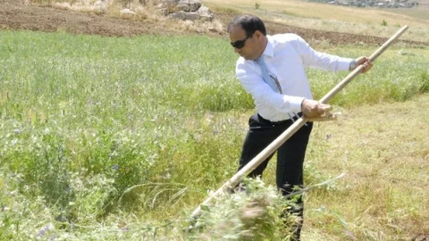Diyarbakır Ergani'de Kaymakam Yonsuz köyleri ziyaret etti