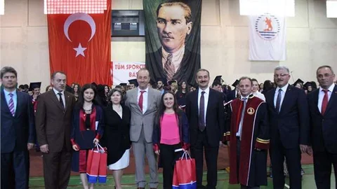 Samsun'da mezuniyet sevinci yaşandı