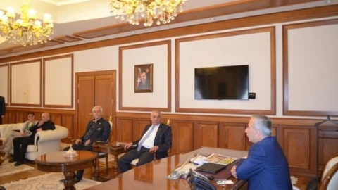TURSAB Başkanı Ulusoy, Malatya Valisi Kamçı ile bir araya geldi