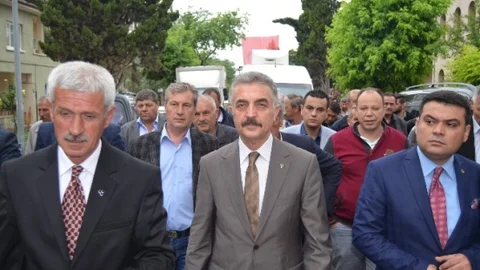 MHP Genel Sekreteri ve Bursa Milletvekili Adayı İsmet Büyükataman, Bursa'nın yatırımlardan yeterli pay alamadığını belirtti.