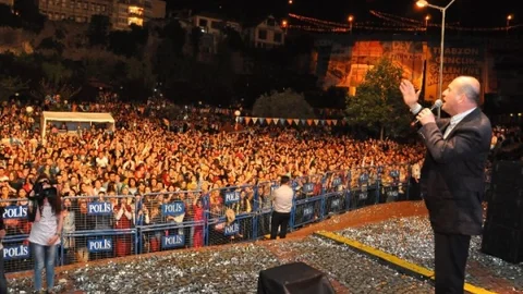 Trabzon'da Gençlik Şöleni