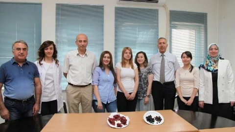 Gaziantep Üniversitesi'nde Avrupa Birliği destekli Eco Berries Projesi hayata geçirildi.