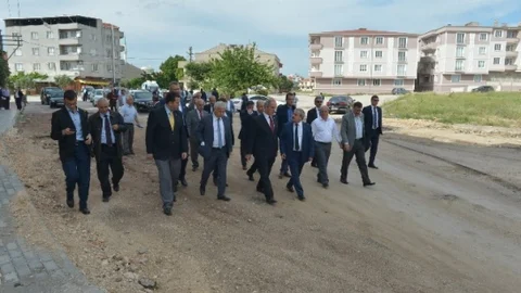 Bursa'da Karacabey ana arterleri asfaltlanıyor