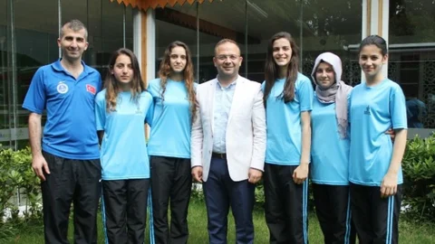 Kocaeli'den karateciler Paris'te yarışacak