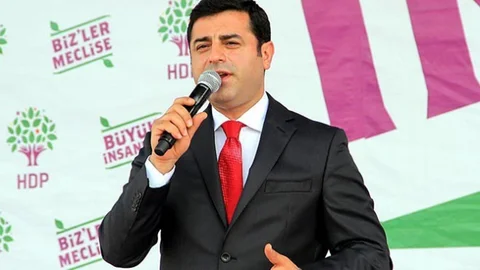 HDP Eşbaşkanı Selahattin Demirtaş, AK Parti ve oy verenlerin düşman olmadığını vurguladı.