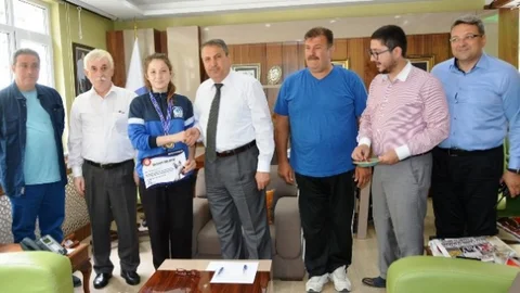 Yunusemre'de Şampiyon Sporcu Ziyareti