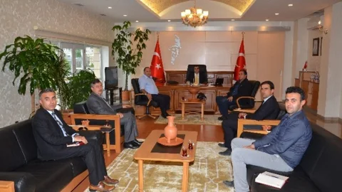 Kayseri'de AGÜ Spor Yönetimiyle Vali Düzgün bir araya geldi