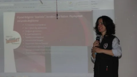 Samsun'da Güvenli İnternet Eğitimi