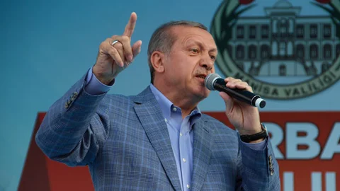 Cumhurbaşkanı Erdoğan, CHP'lilere seslenerek yalancıların peşinden gitmemeleri gerektiğini söyledi.