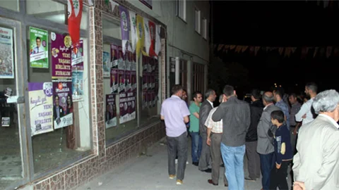 Yıldırım'da HDP'nin seçim irtibat bürosuna saldırı yapıldı