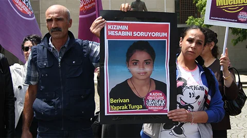 Bursa'da 17 yaşındaki kızını kaybeden anne adalet istiyor